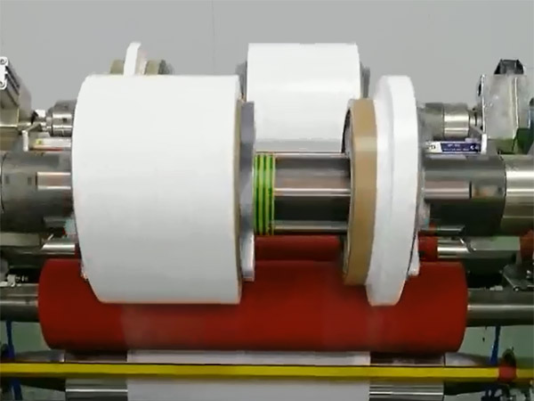 电池隔膜改裁机